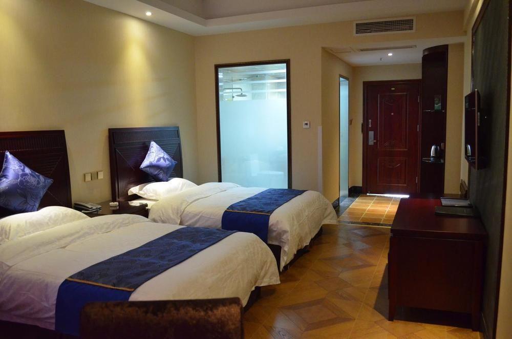 Fengyu Business Hotel Chengdu Exterior photo